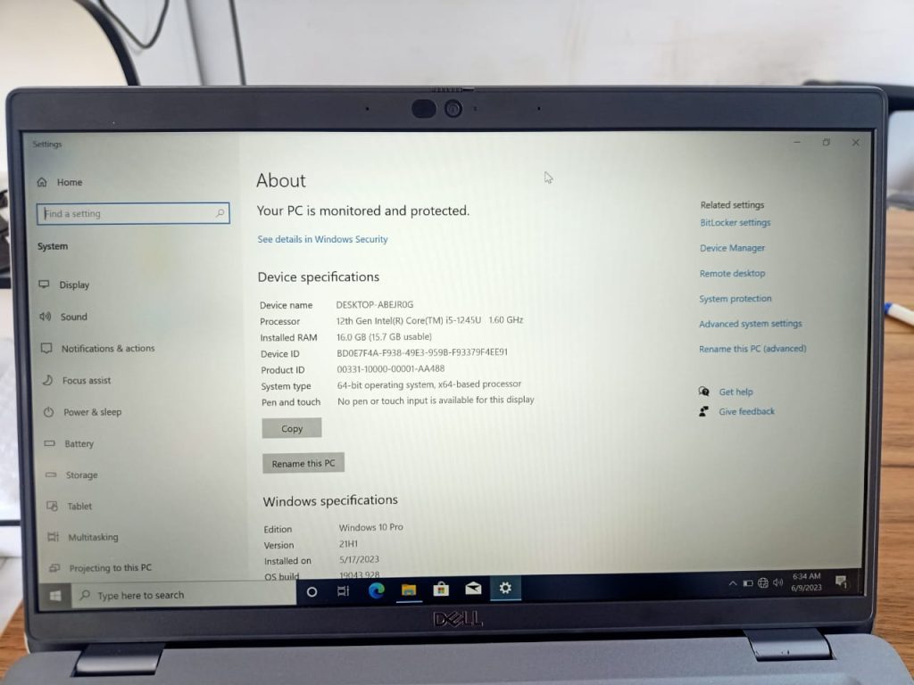 Dell Latitude 5430 14 Laptop, Intel Core i5 1200U 2.8Ghz, 16GB DDR4, 256GB M.2 SSD, QHD